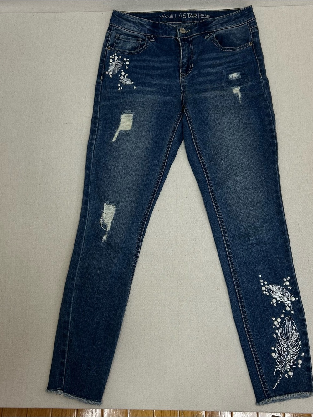 Vanilla Star Blue Skinny Jeans with White Feather Embroidery